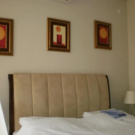 Aparthotel Owners In Royal Bay